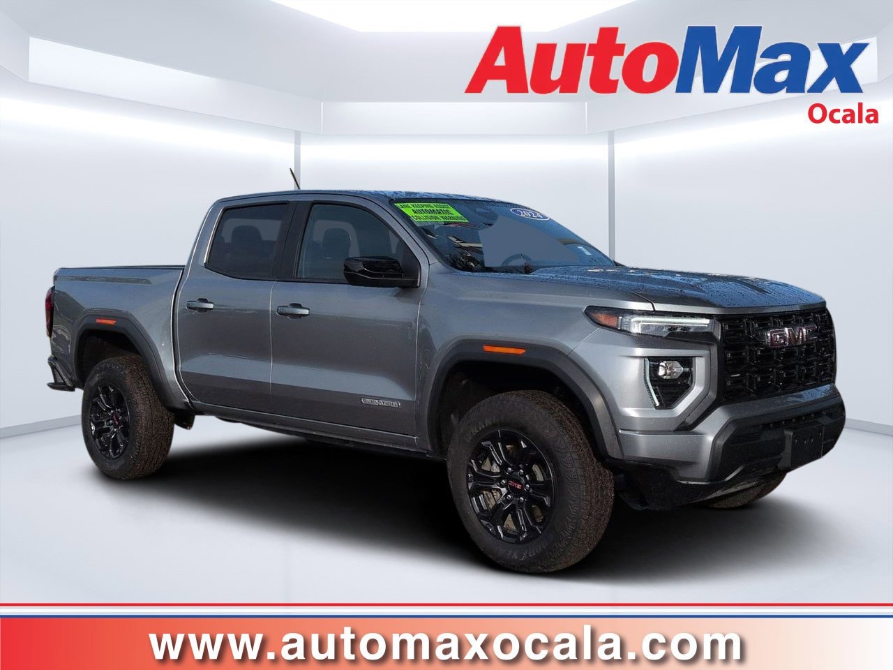 2024 GMC Canyon 2WD Elevation Crew Cab Short Box's photo