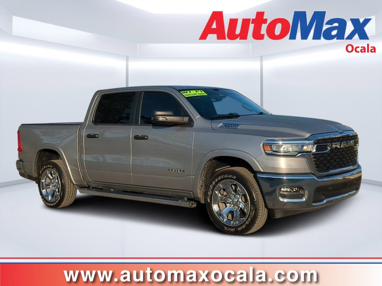 2025 RAM 1500 Big Horn/Lone Star 4x4 Crew Cab 5'7's photo