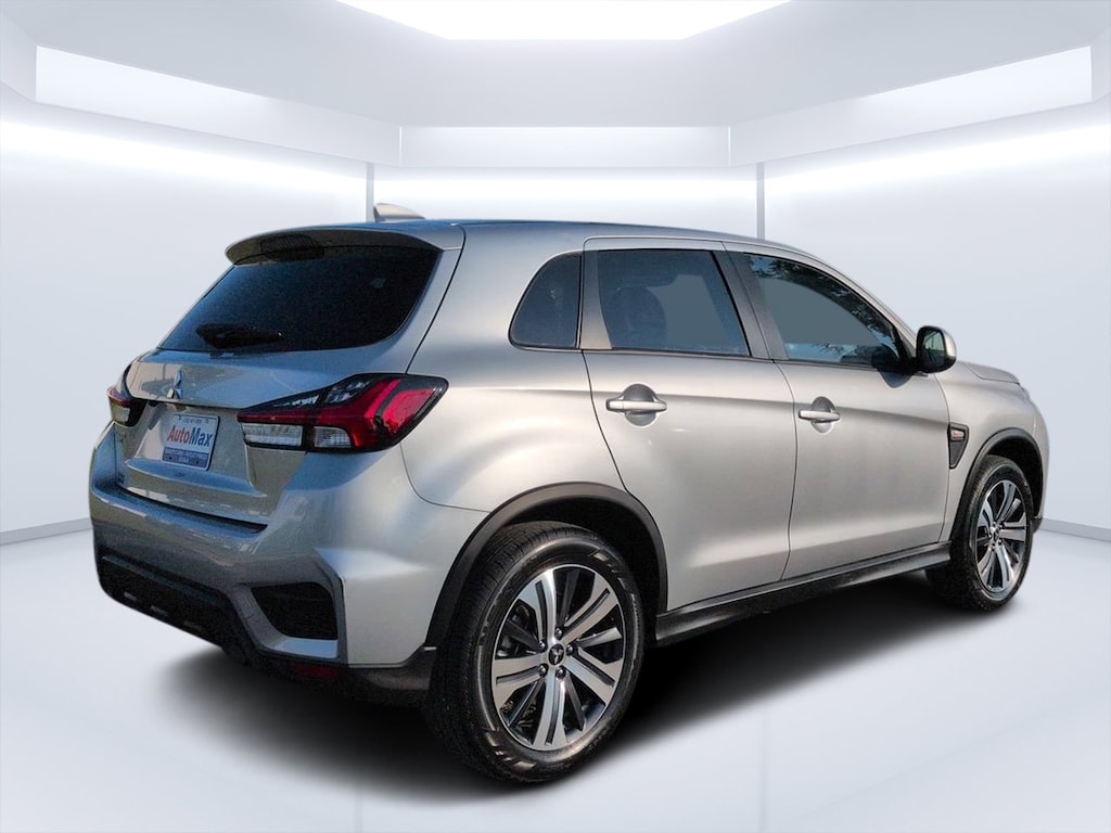 Used 2025 Mitsubishi Outlander Sport ES SUV