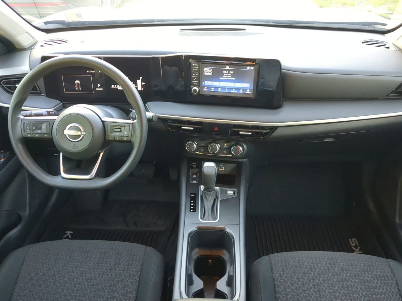 2025 Nissan Kicks S - Photo 15