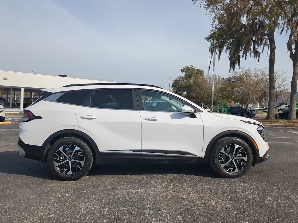 Used 2025 Kia Sportage EX SUV