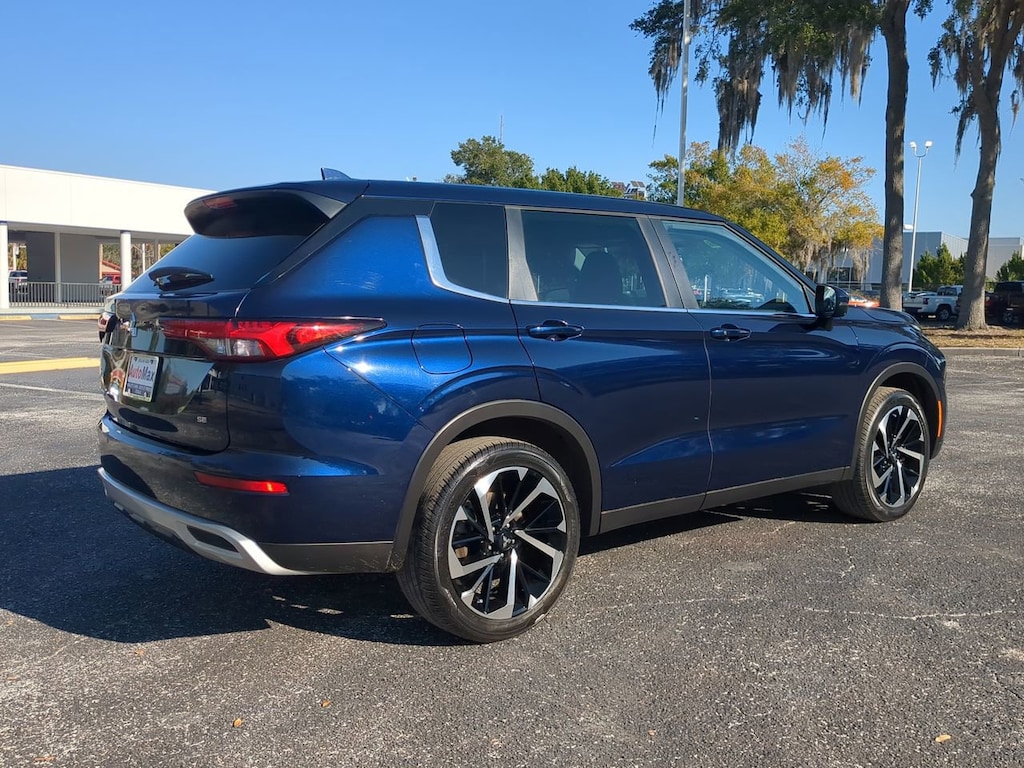 Used 2023 Mitsubishi Outlander SE SUV