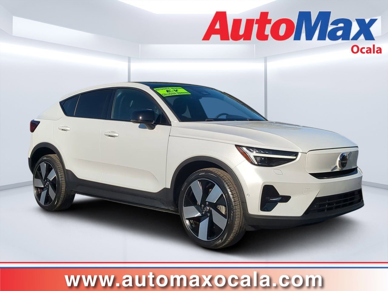 2023 Volvo C40 Ultimate's photo