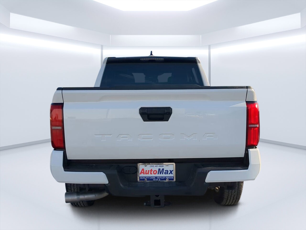2024 Toyota Tacoma SR5 photo 4