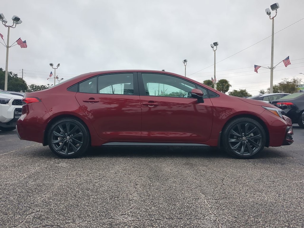 Used 2025 Toyota Corolla SE Sedan