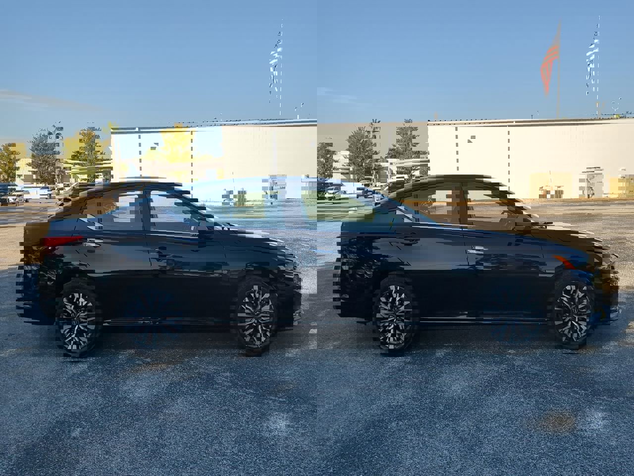 2025 Nissan Altima SV photo 3