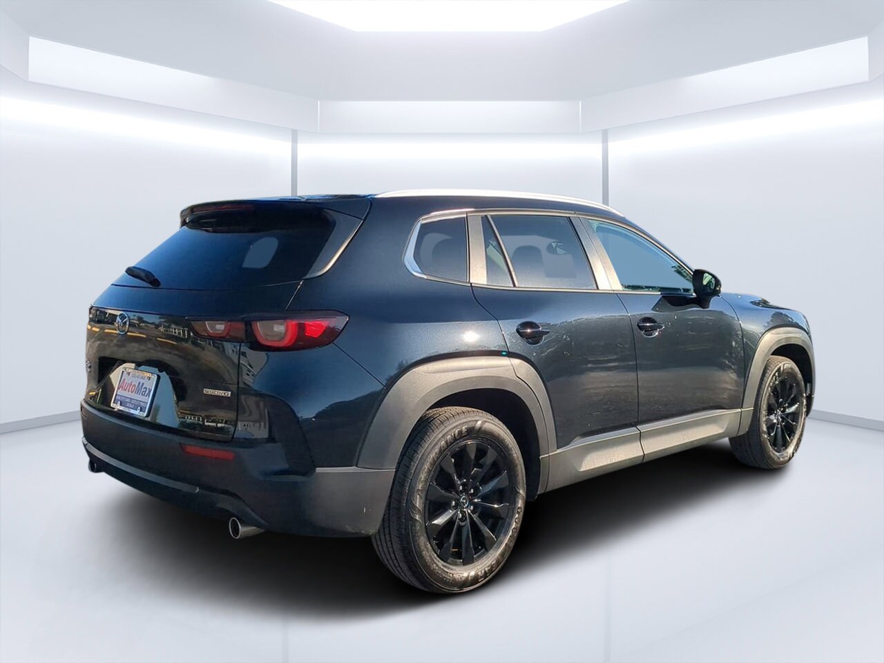 2025 Mazda CX-50 2.5 S Preferred photo 2