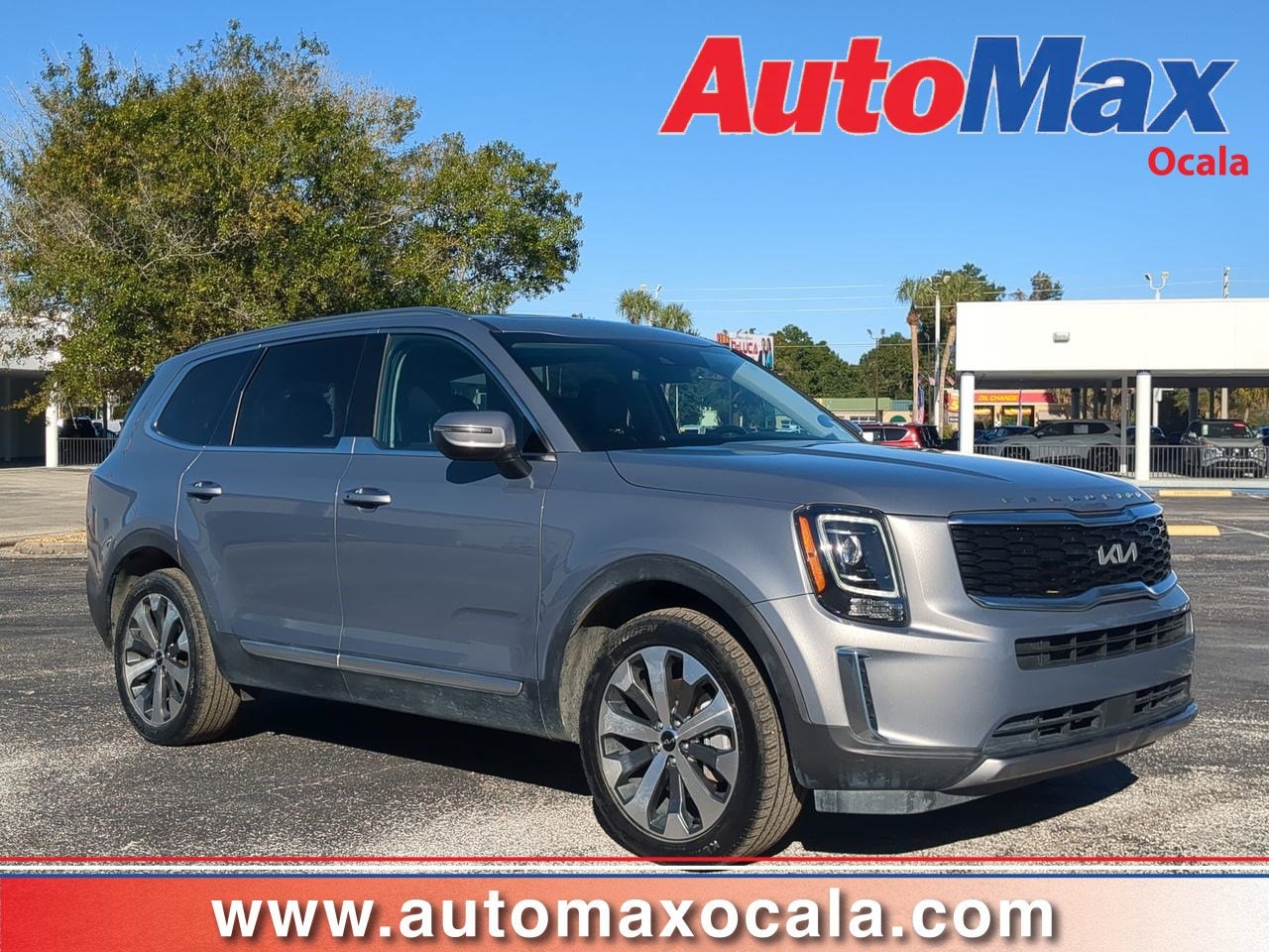 2022 Kia Telluride S's photo