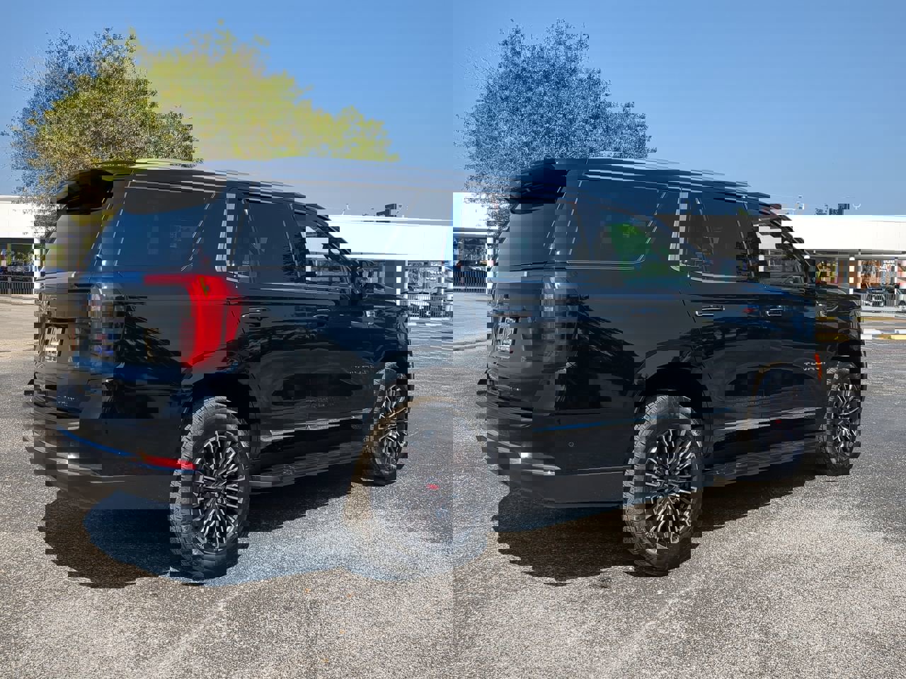 2025 Gmc Yukon photo 3