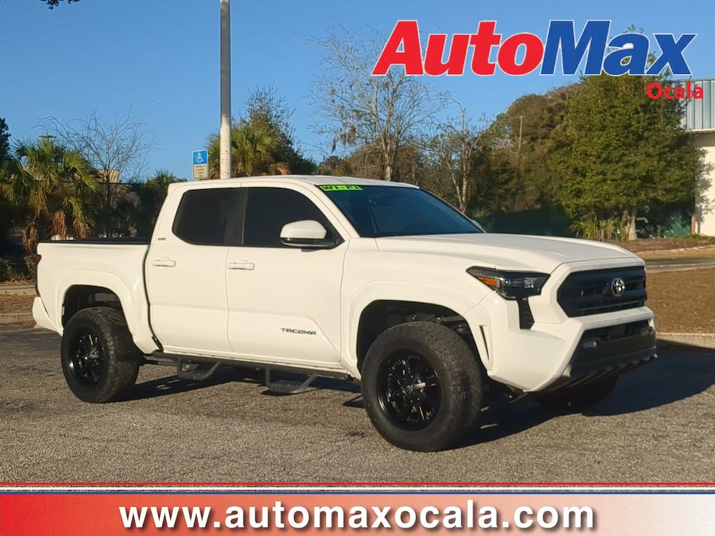 Used 2025 Toyota Tacoma SR5 Truck Double Cab