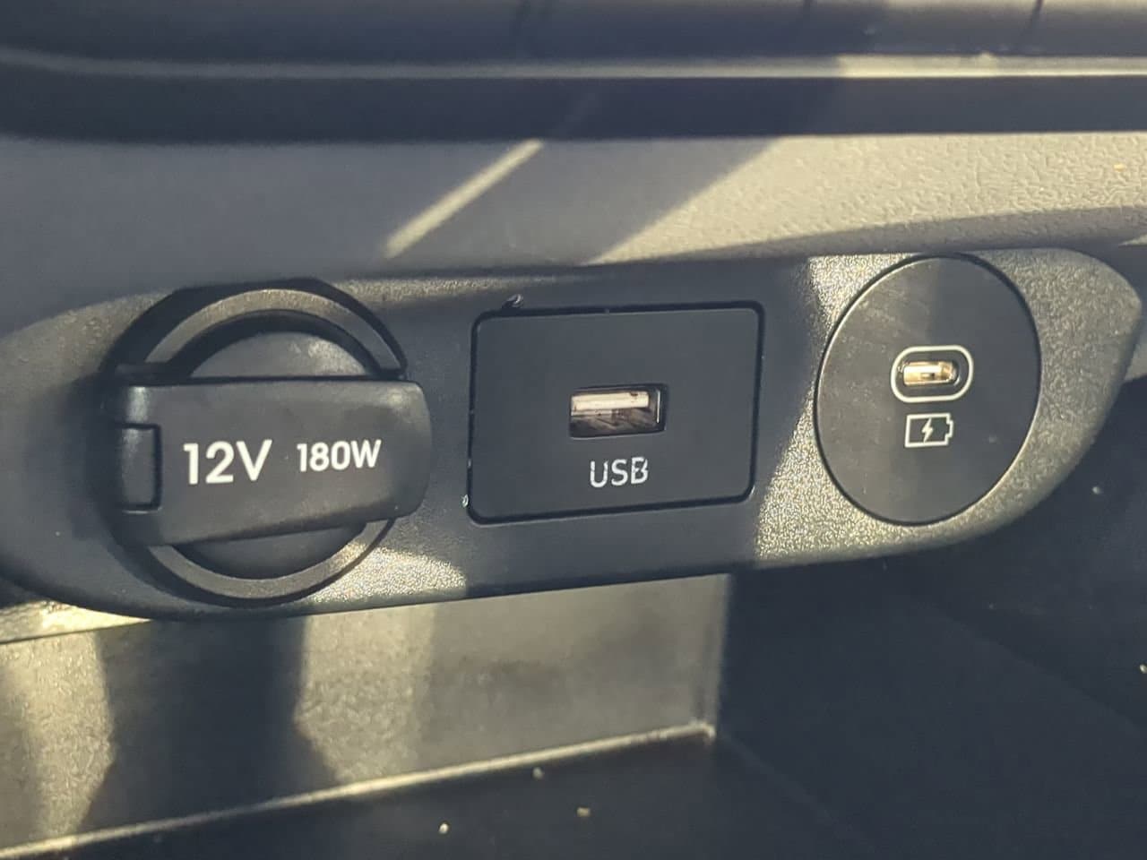 2024 Hyundai Elantra SEL - Photo 20