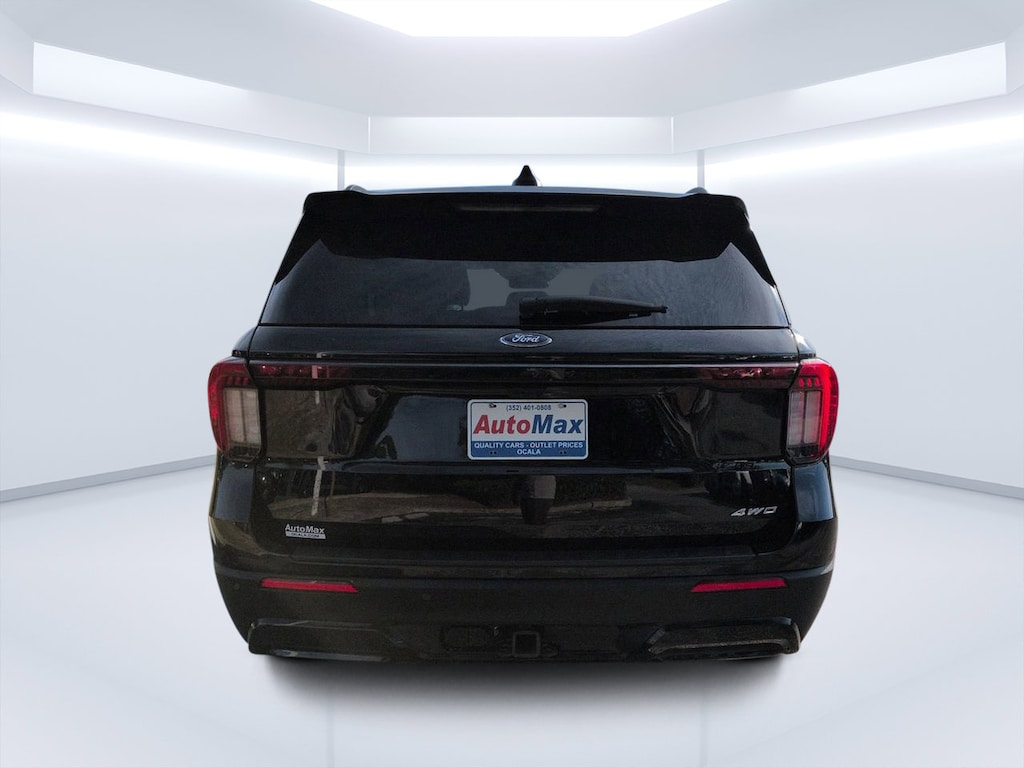 Used 2025 Ford Explorer ST-Line SUV