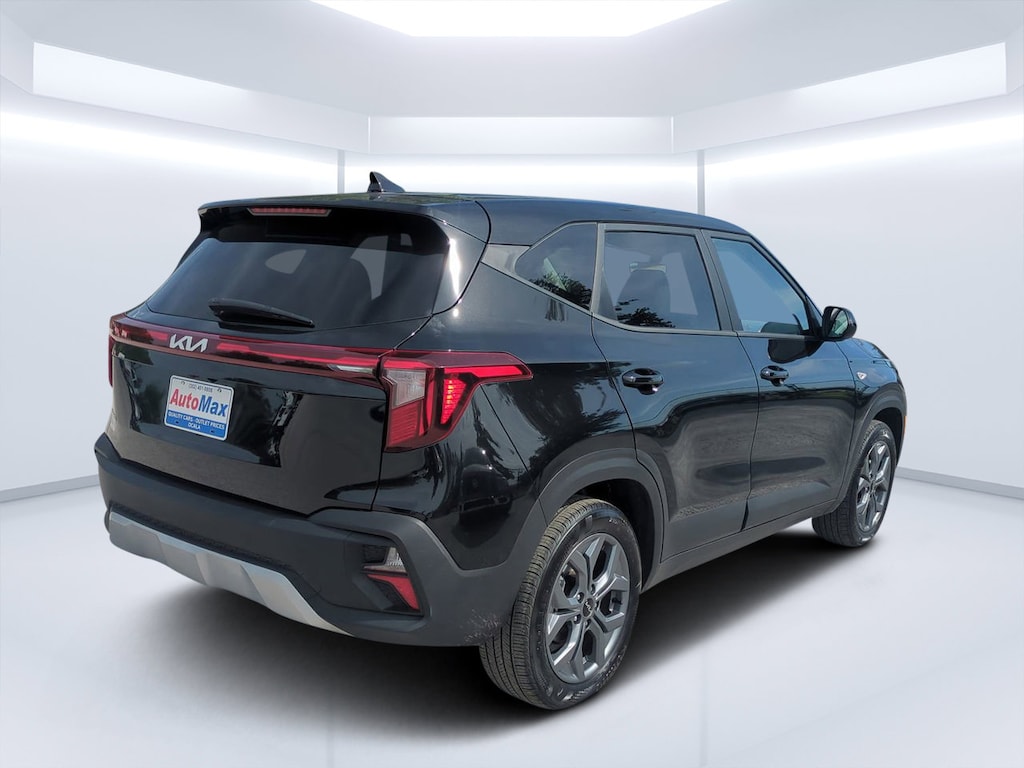Used 2026 Kia Seltos LX SUV