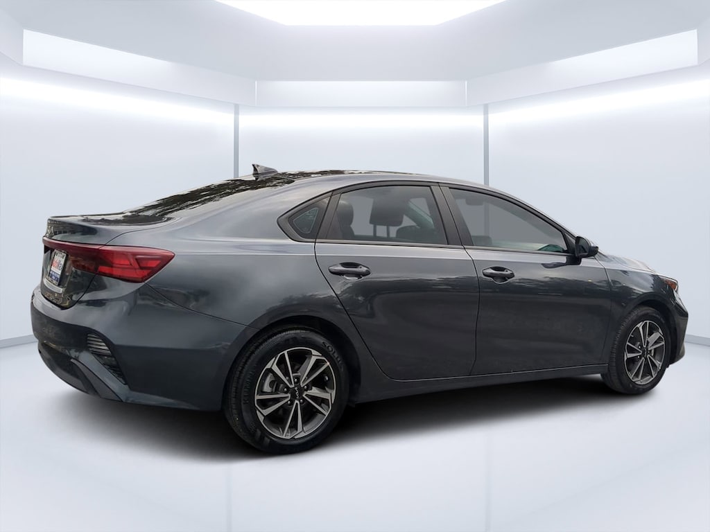 Used 2024 Kia Forte LXS Sedan