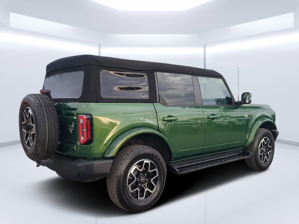 Used 2025 Ford Bronco Outer Banks SUV