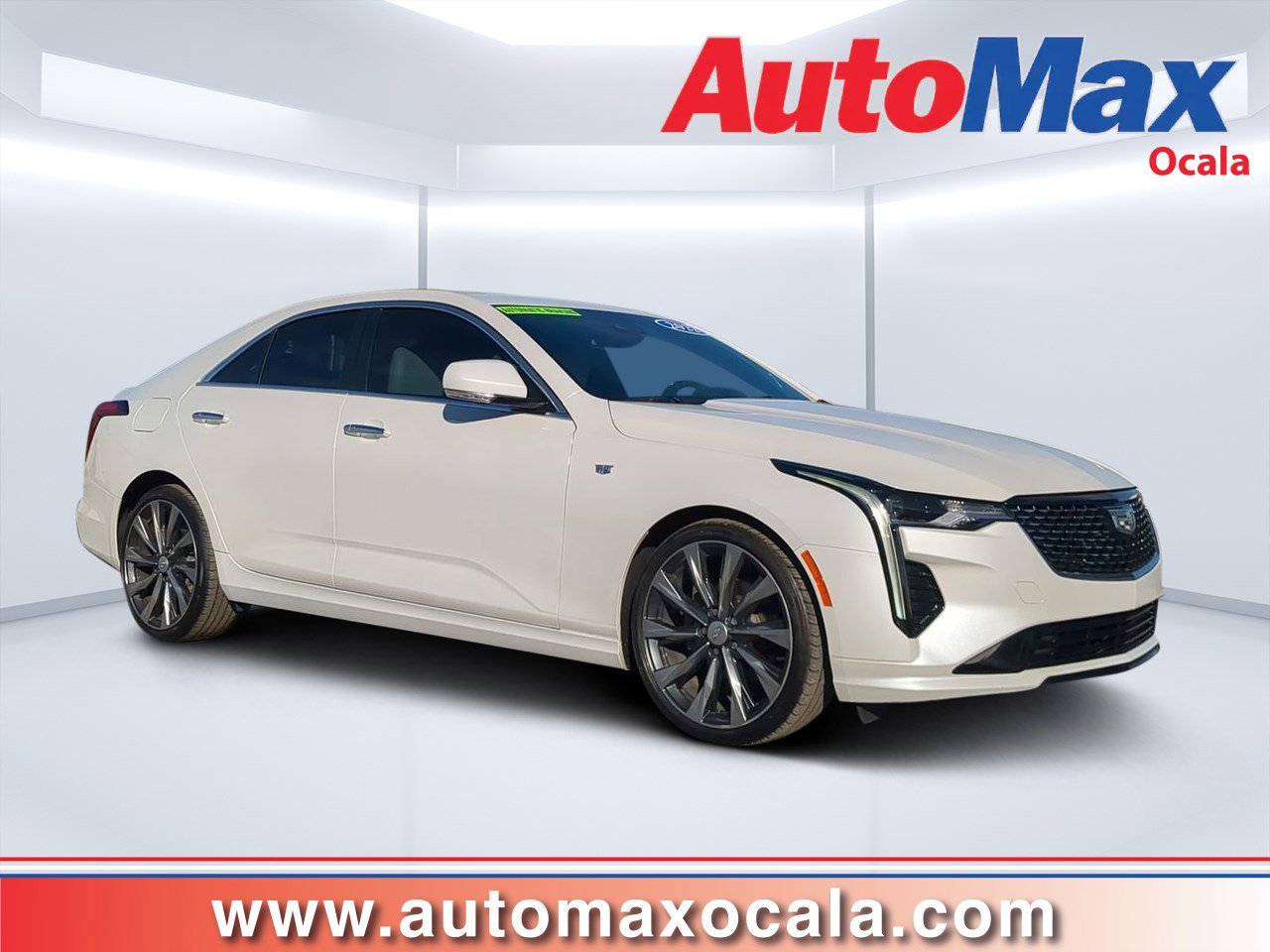 2022 Cadillac CT4 Luxury's photo
