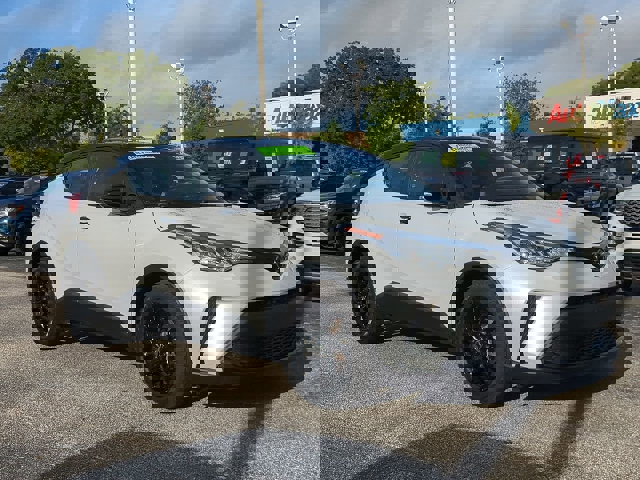 2022 Toyota C-HR Nightshade Edition photo 2