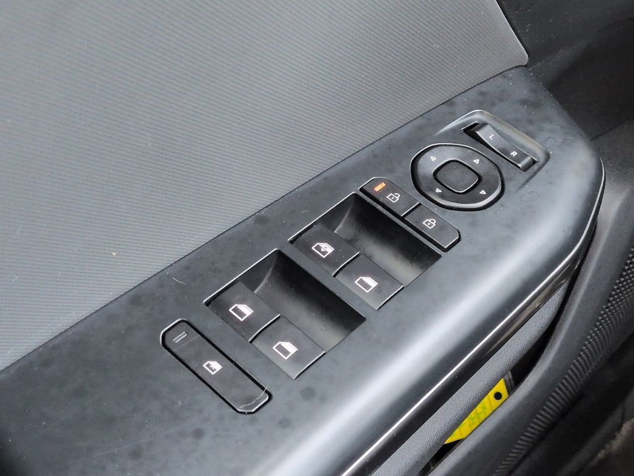 2025 Kia K4 LXS - Photo 20