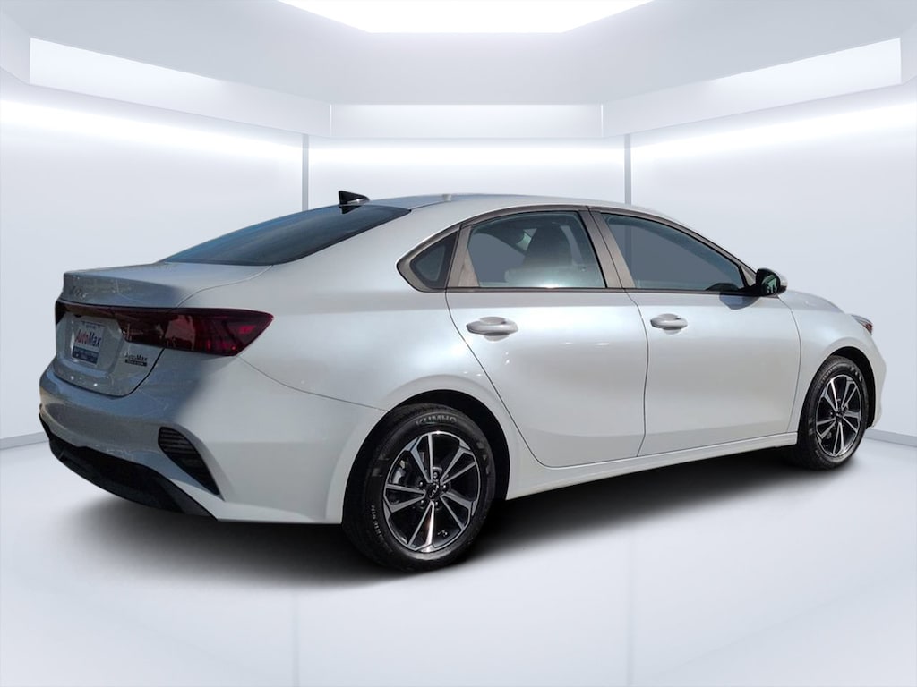 Used 2024 Kia Forte LXS Sedan