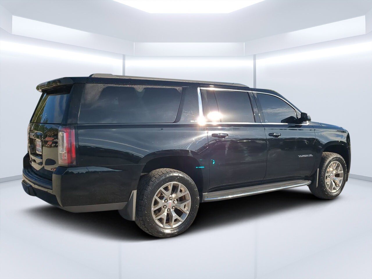 2020 Gmc Yukon XL SLT photo 3