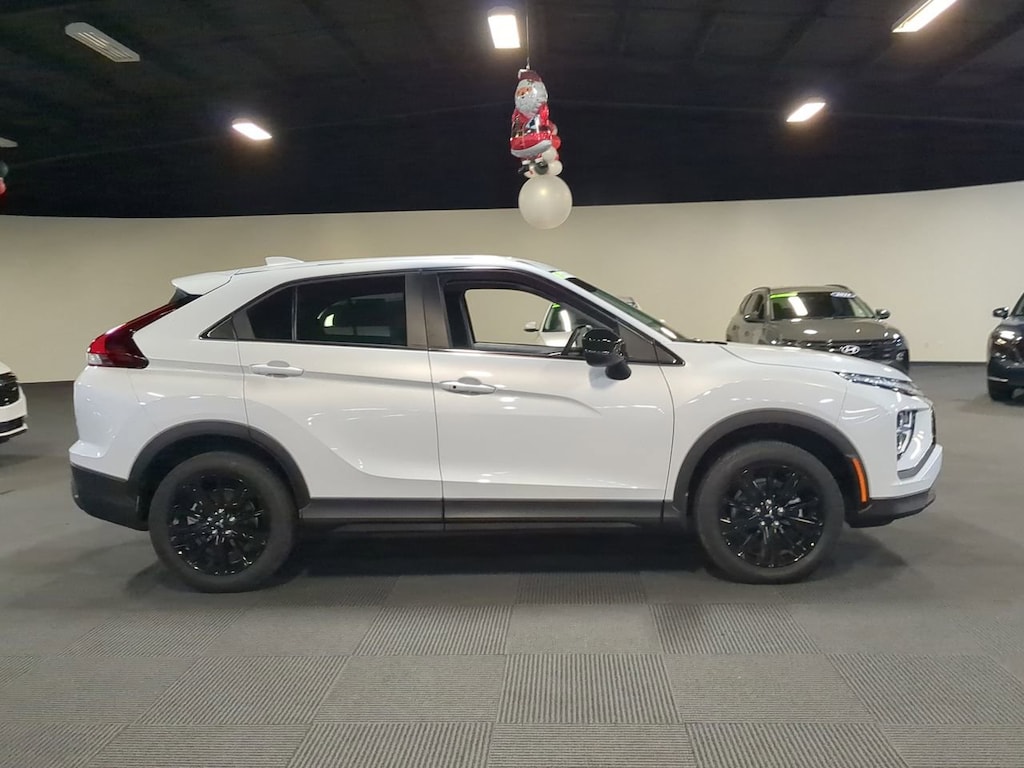 Used 2025 Mitsubishi Eclipse Cross LE SUV
