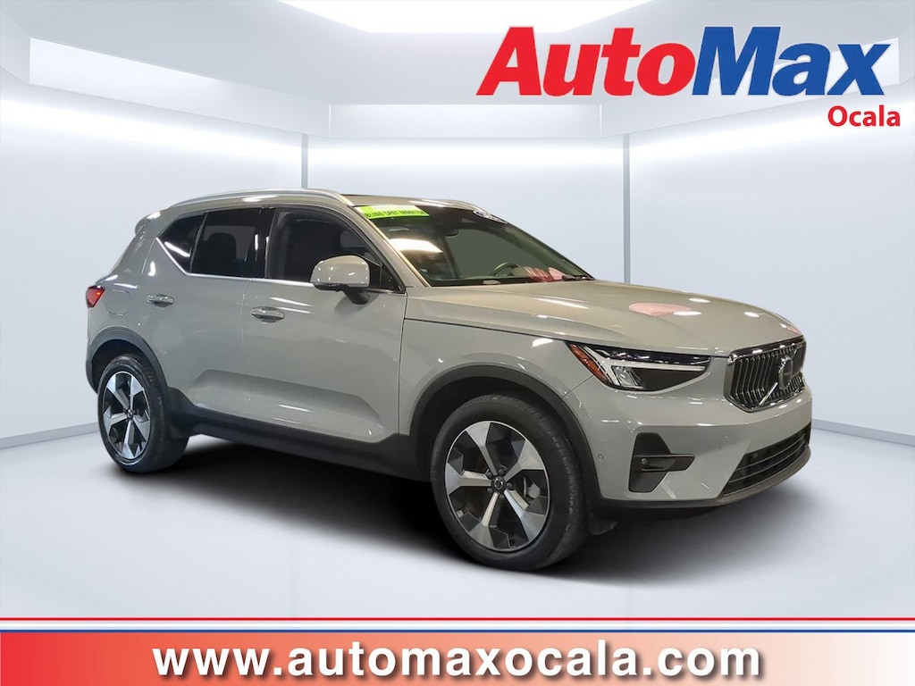Used 2024 Volvo XC40 Plus Bright Theme SUV