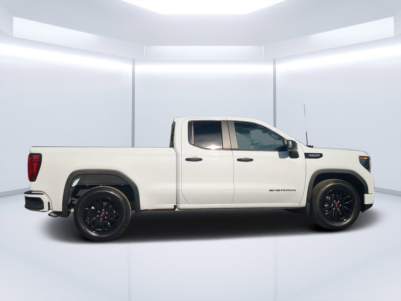 2024 Gmc Sierra 1500 Pro photo 2
