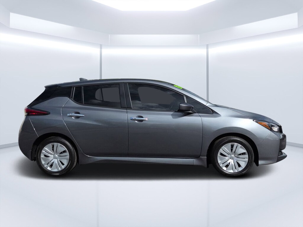 Used 2023 Nissan LEAF S Hatchback