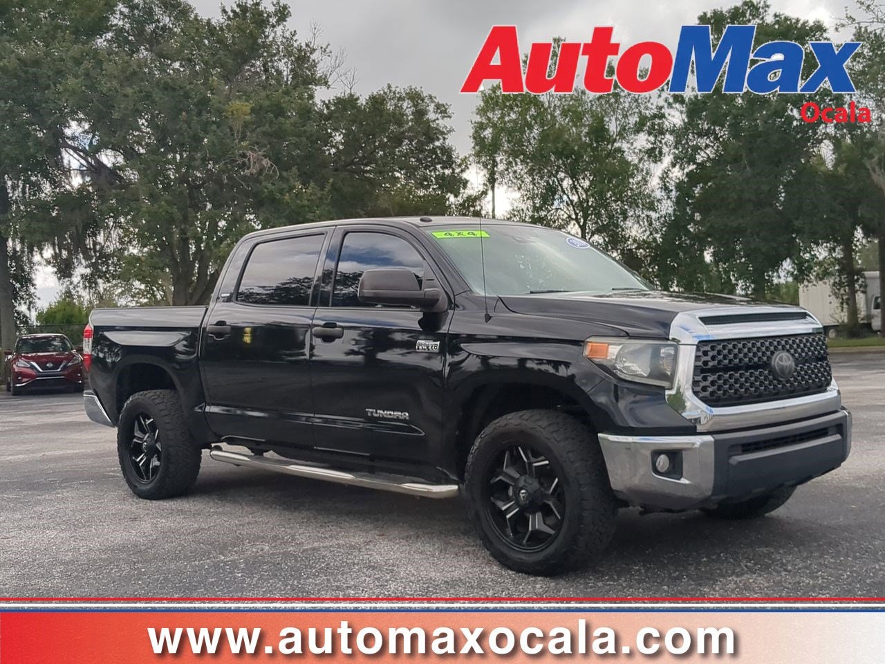2019 Toyota Tundra SR5's photo