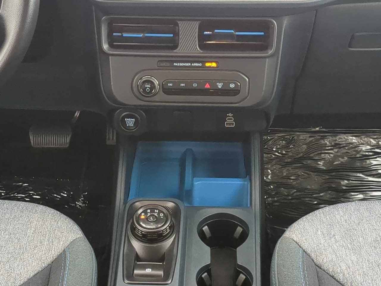2025 Ford Maverick XLT - Photo 17