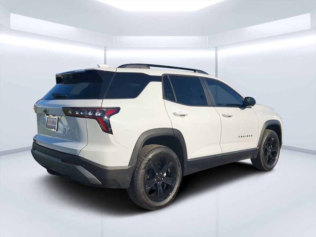 Used 2025 Chevrolet Equinox FWD LT SUV