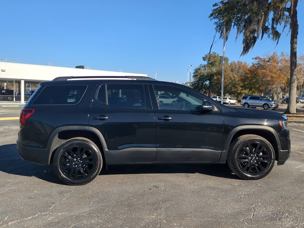 Used 2023 GMC Acadia SLE SUV