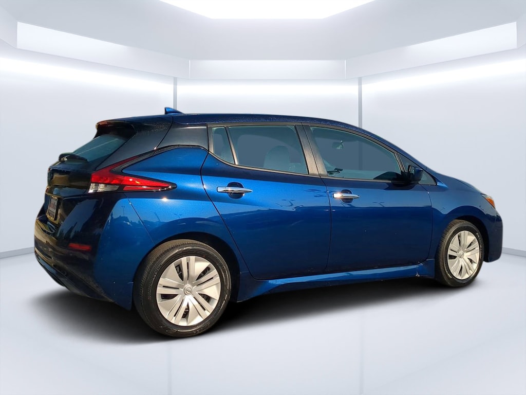 Used 2023 Nissan LEAF S Hatchback