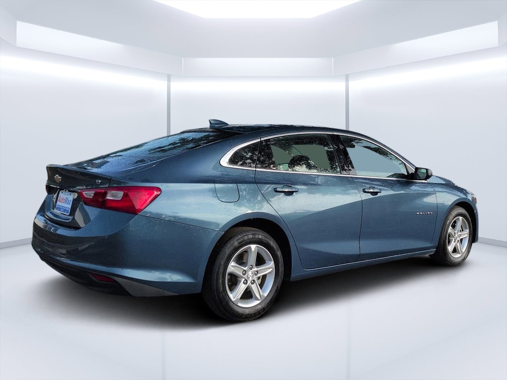 Used 2024 Chevrolet Malibu LT Sedan