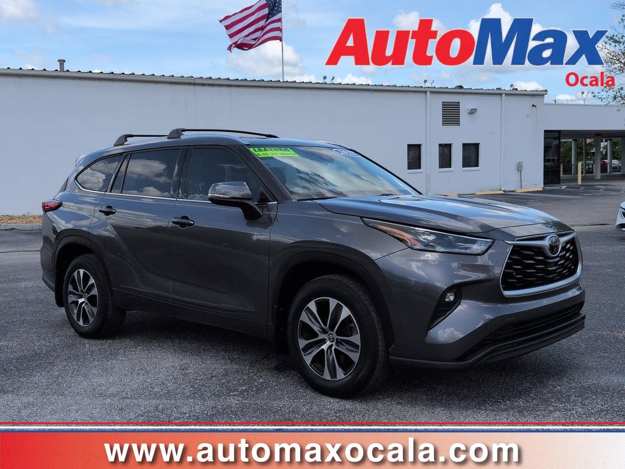 2021 Toyota Highlander XLE 4x2 V6's photo