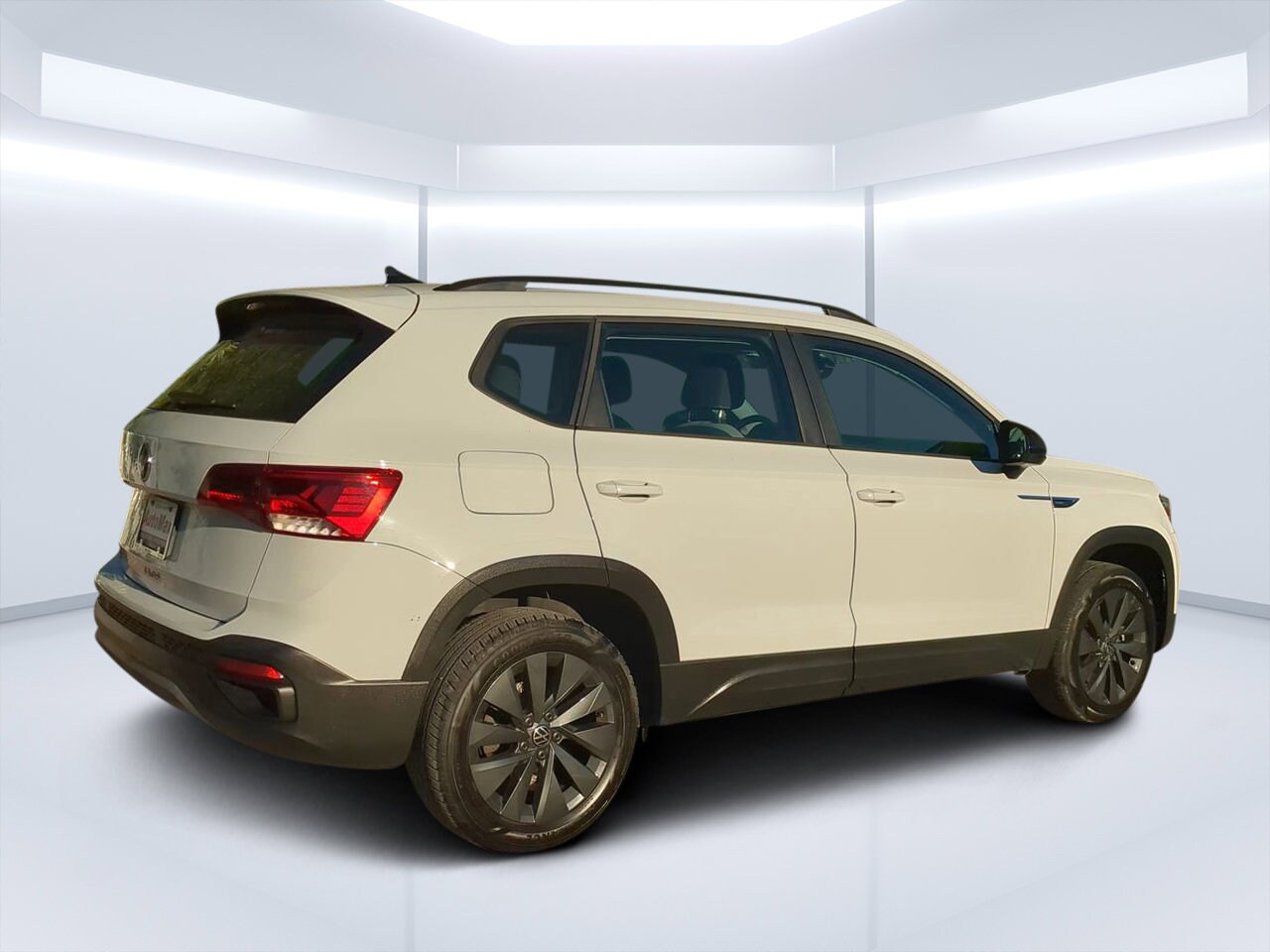 2024 Volkswagen Taos S photo 3