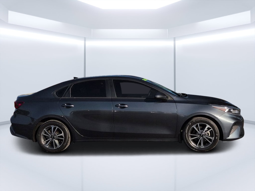 Used 2024 Kia Forte LXS Sedan