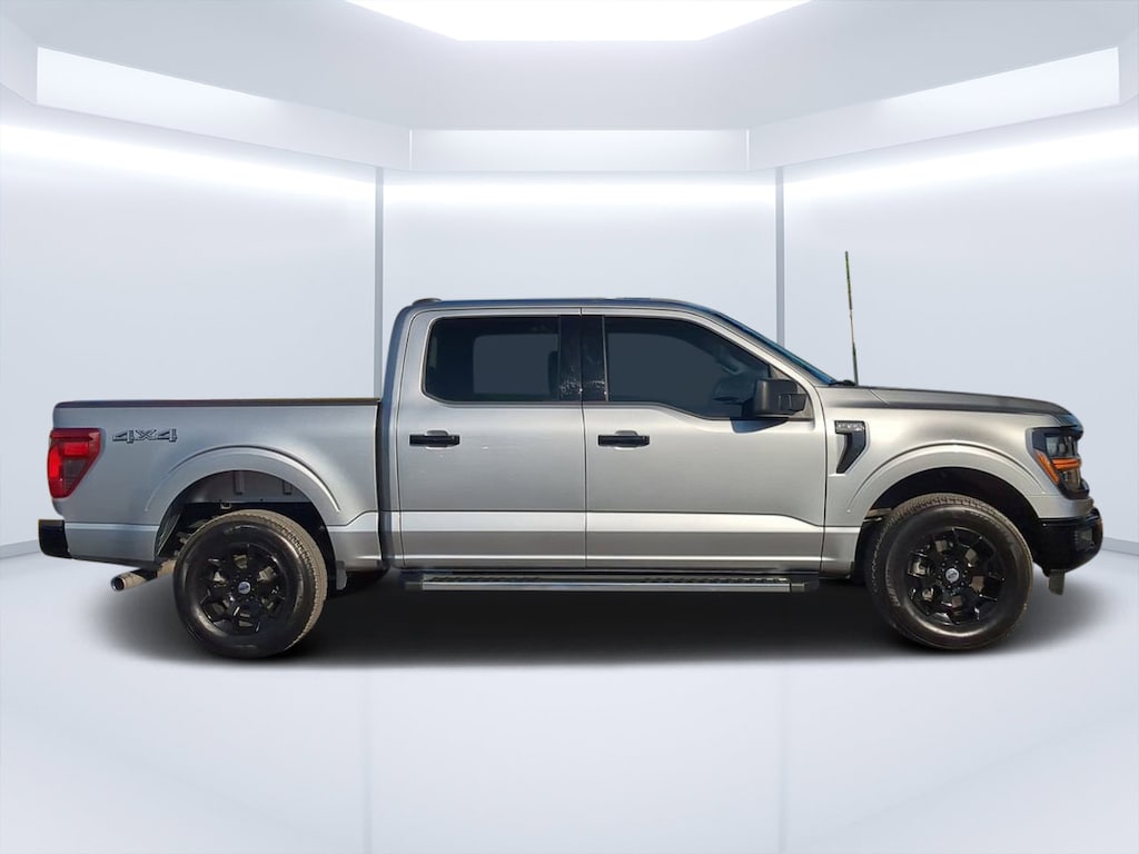 Used 2025 Ford F-150 XLT Truck SuperCrew Cab