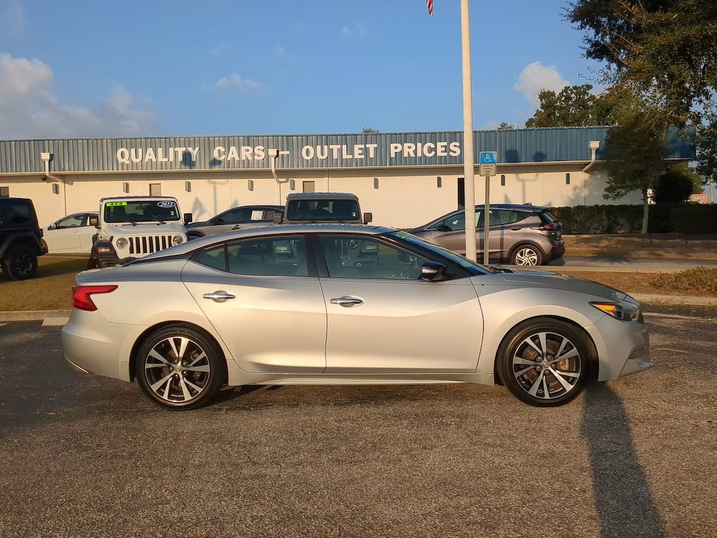 Used 2017 Nissan Maxima Platinum Sedan