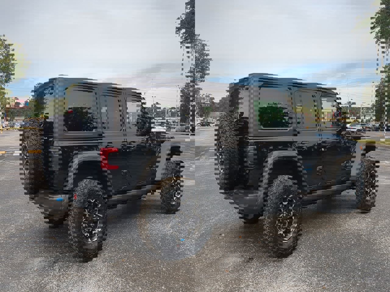 2023 Jeep Wrangler 4xe Rubicon photo 4