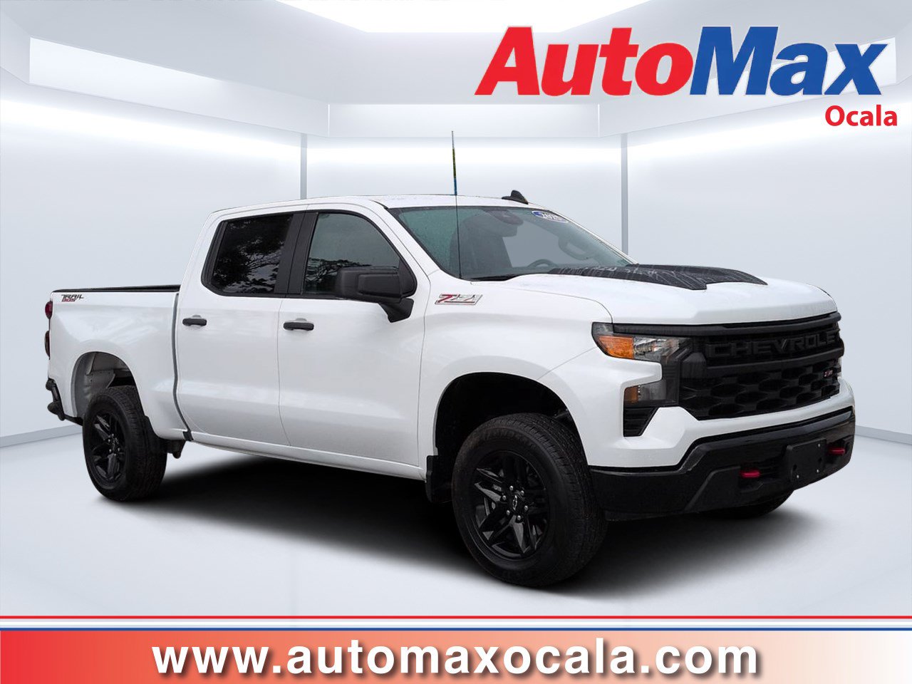 2025 Chevrolet Silverado 1500 Custom Trail Boss Truck Crew Cab