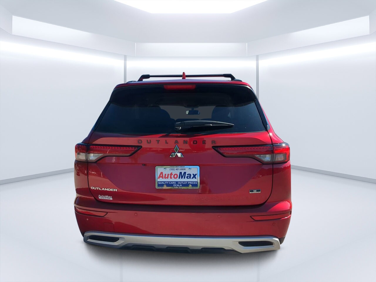 2023 Mitsubishi Outlander SE Black Edition photo 3