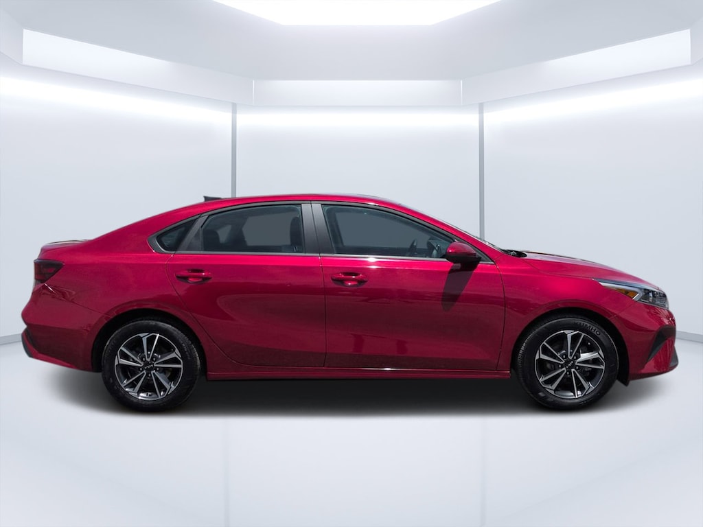 Used 2024 Kia Forte LXS Sedan