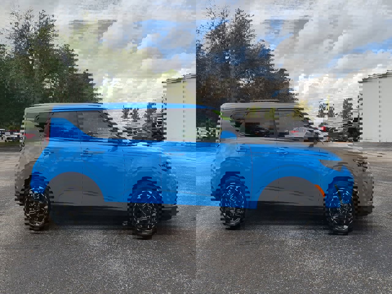 2024 Kia Soul EX photo 3