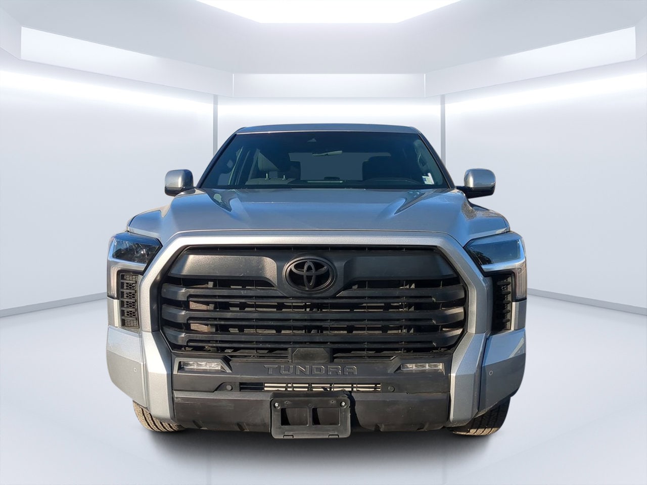 2025 Toyota Tundra SR5 - Photo 8