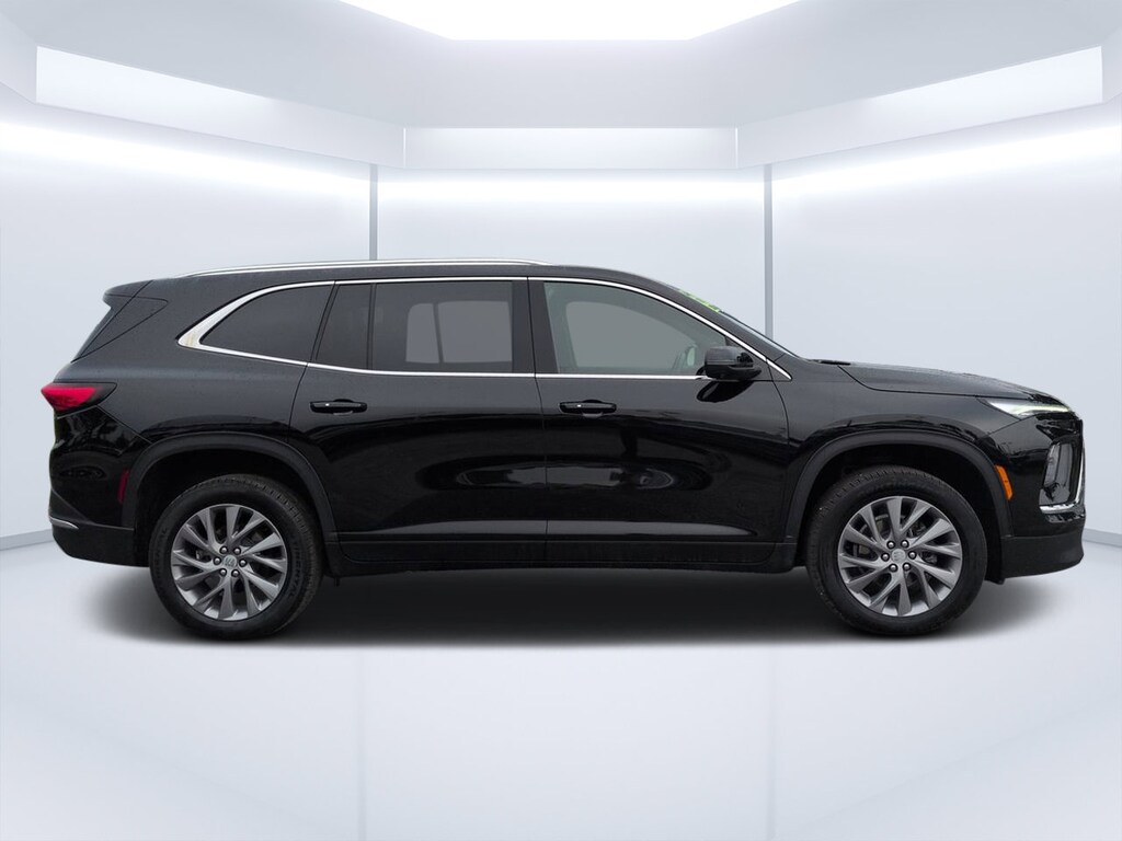 Used 2025 Buick Enclave Preferred SUV