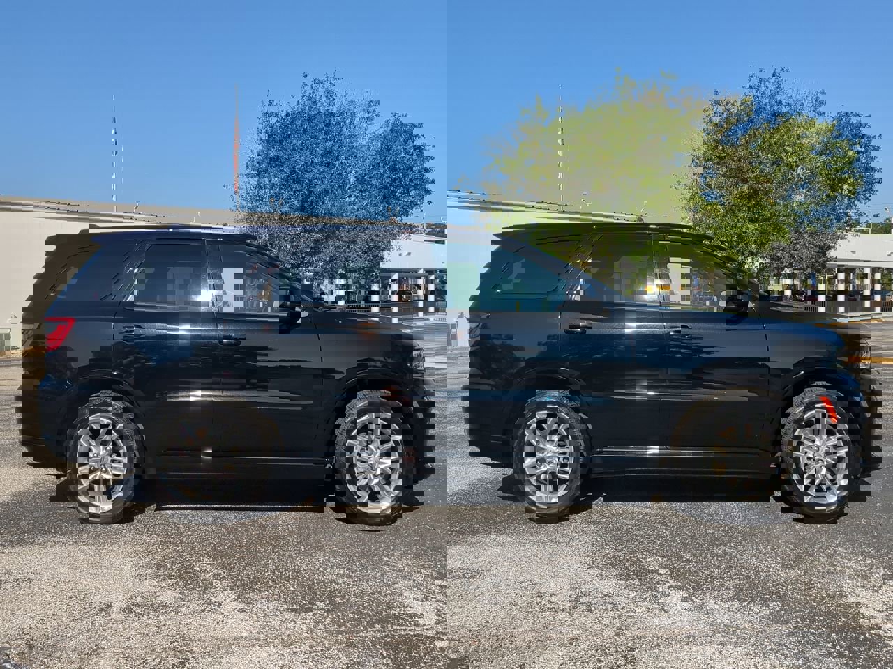 2023 Dodge Durango GT photo 2