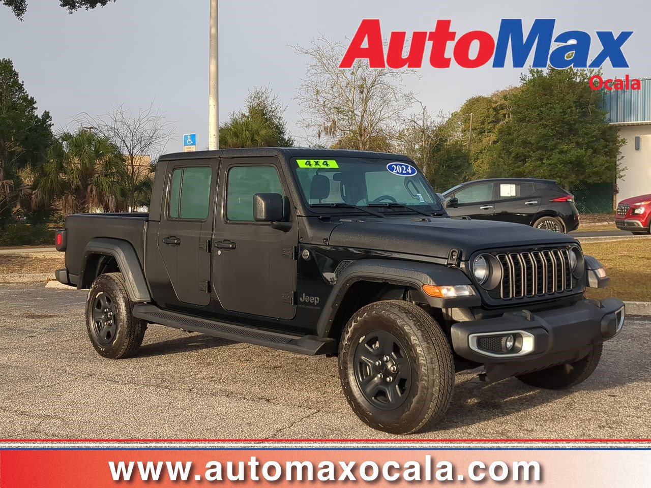 2024 Jeep Gladiator Sport's photo