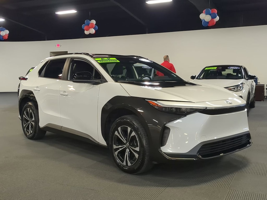 Used 2024 Toyota bZ4X XLE SUV