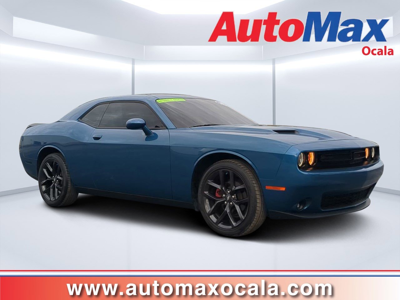 2023 Dodge Challenger SXT's photo